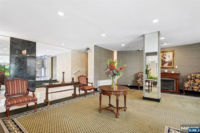 301 Beech Street 9K, Hackensack, NJ 07601