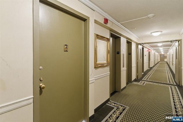 301 Beech Street 9K, Hackensack, NJ 07601