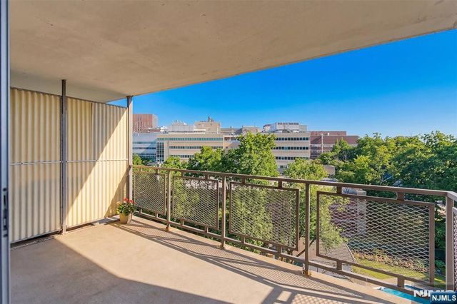 301 Beech Street 9K, Hackensack, NJ 07601