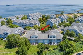 17 Skimmer Lane, Port Monmouth, NJ 07758