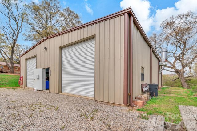 1524 Old Lawyers Road, Marshville, NC 28103