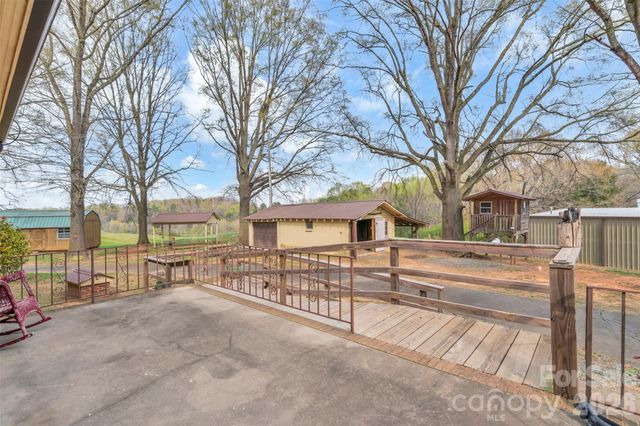 1524 Old Lawyers Road, Marshville, NC 28103