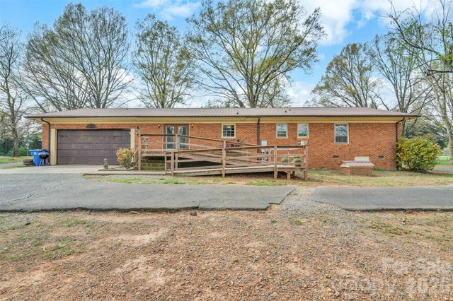 1524 Old Lawyers Road, Marshville, NC 28103