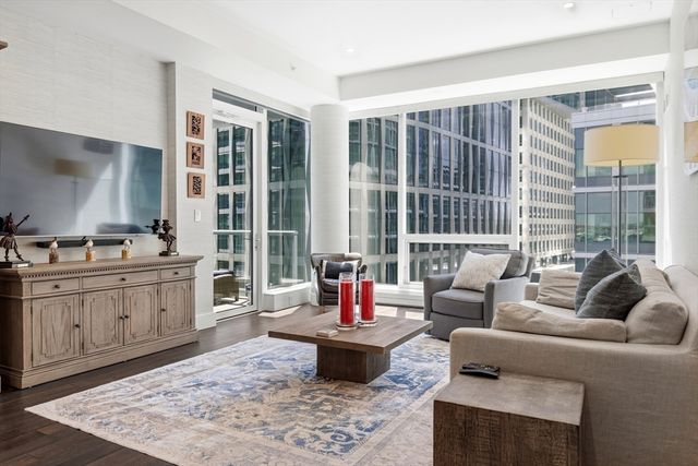 22 Liberty 6G, Boston, MA 02210