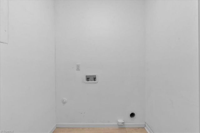 204 Northpoint Avenue C, High Point, NC 27262