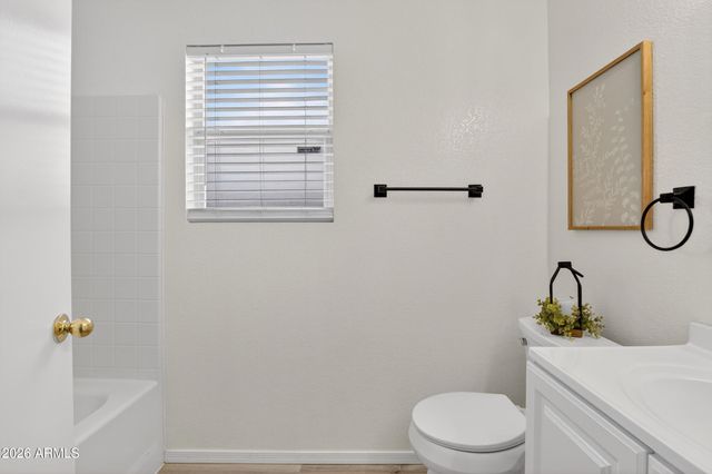 6760 E NORTHRIDGE Street, Mesa, AZ 85215