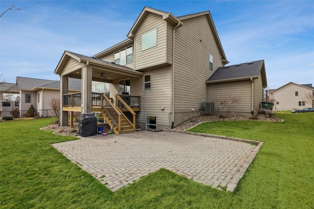 15204 Northview Drive, Urbandale, IA 50323