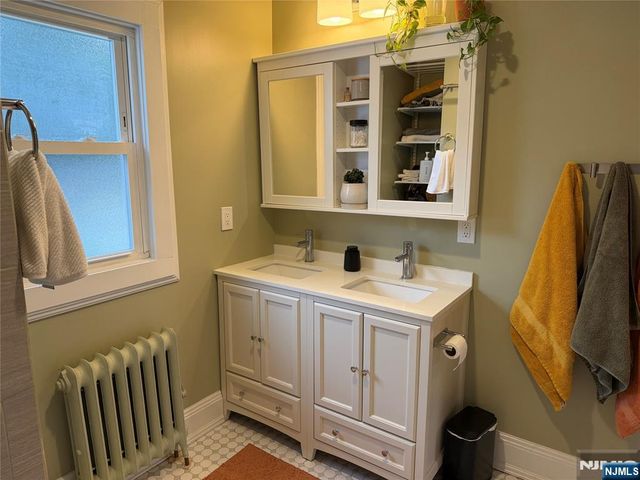 86 Jacoby Street, Maplewood, NJ 07040
