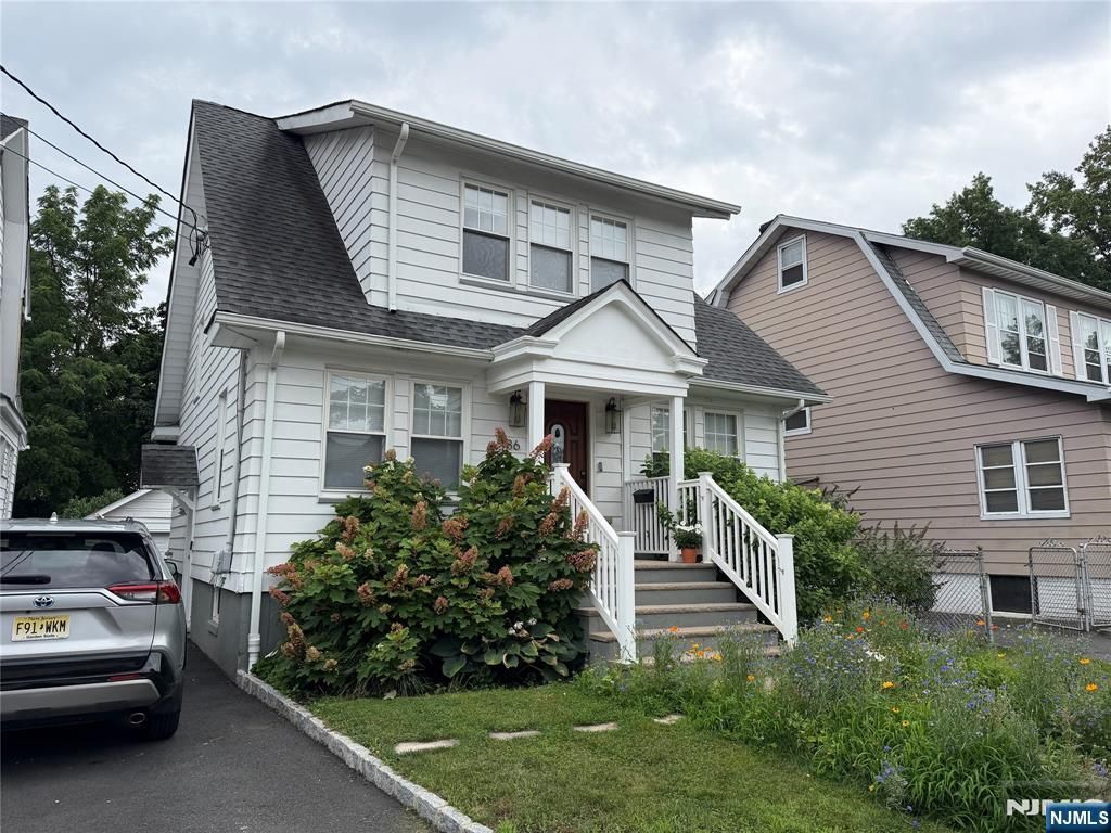 86 Jacoby Street, Maplewood, NJ 07040