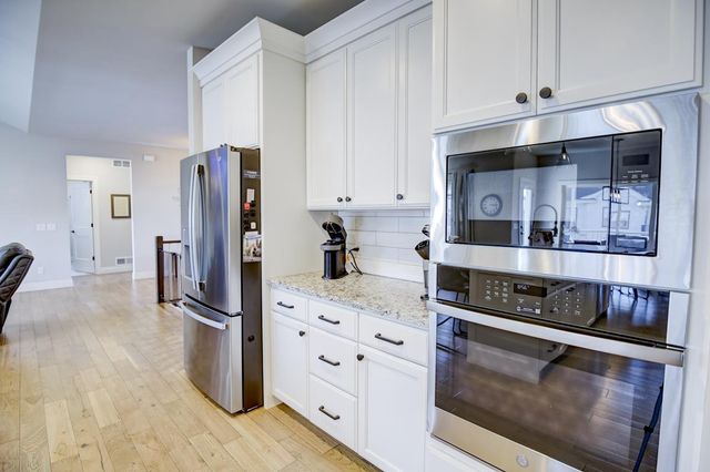 802 Ronald Overlook, Waunakee, WI 53597