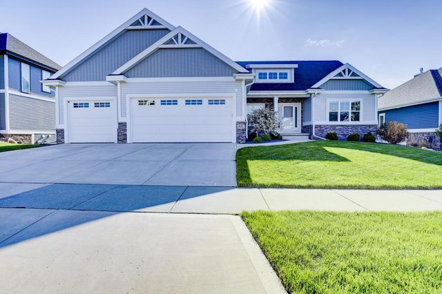 802 Ronald Overlook, Waunakee, WI 53597