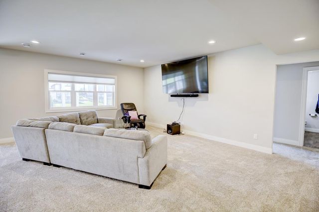 802 Ronald Overlook, Waunakee, WI 53597