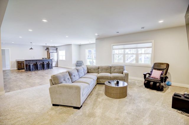 802 Ronald Overlook, Waunakee, WI 53597