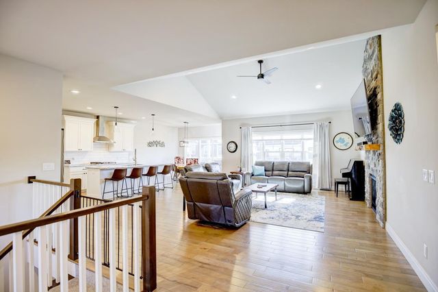 802 Ronald Overlook, Waunakee, WI 53597