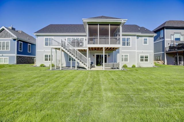 802 Ronald Overlook, Waunakee, WI 53597