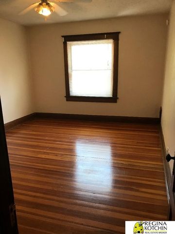 3716 Lincoln Boulevard, Omaha, NE 68131