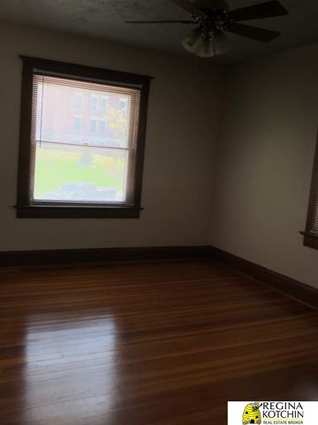 3716 Lincoln Boulevard, Omaha, NE 68131