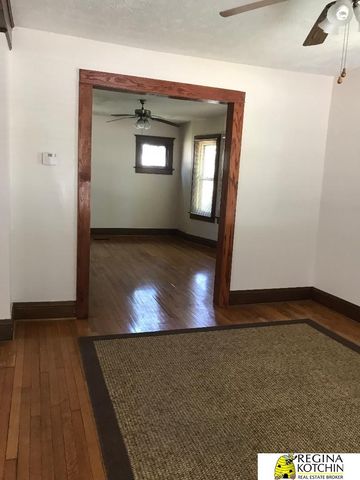 3716 Lincoln Boulevard, Omaha, NE 68131