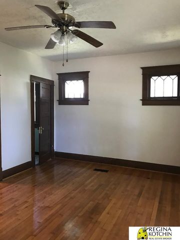 3716 Lincoln Boulevard, Omaha, NE 68131