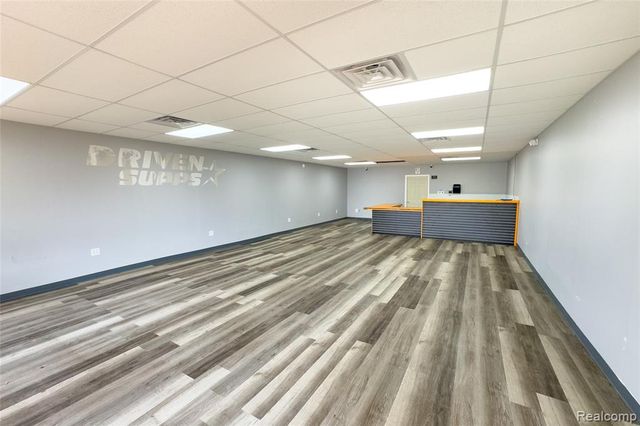14024 Eureka Road, Southgate, MI 48195