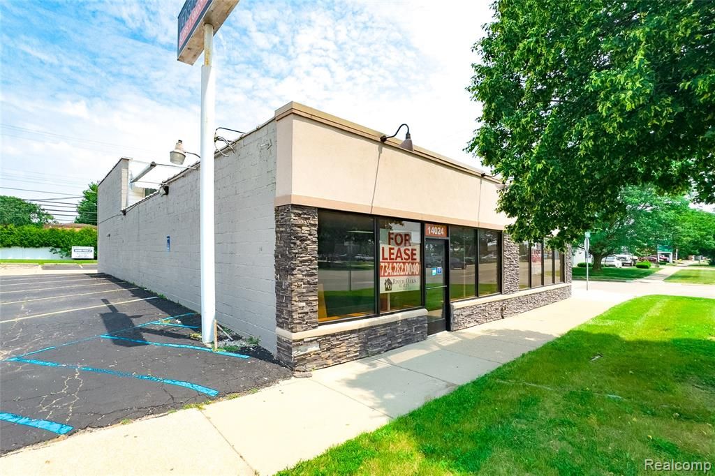 14024 Eureka Road, Southgate, MI 48195