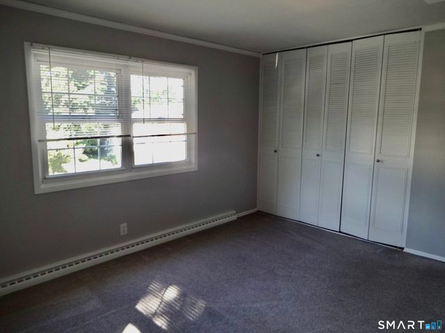 245 Unquowa Road APT 102, Fairfield, CT 06824