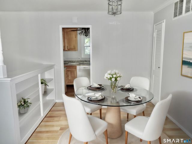 245 Unquowa Road APT 102, Fairfield, CT 06824