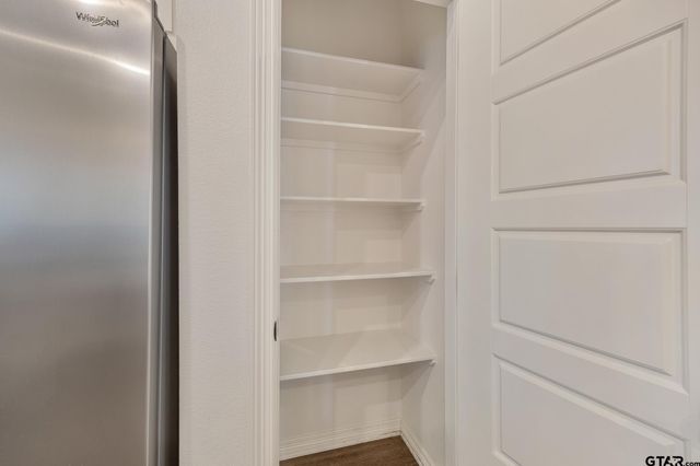 1672 Alamo Crossing, Tyler, TX 75701