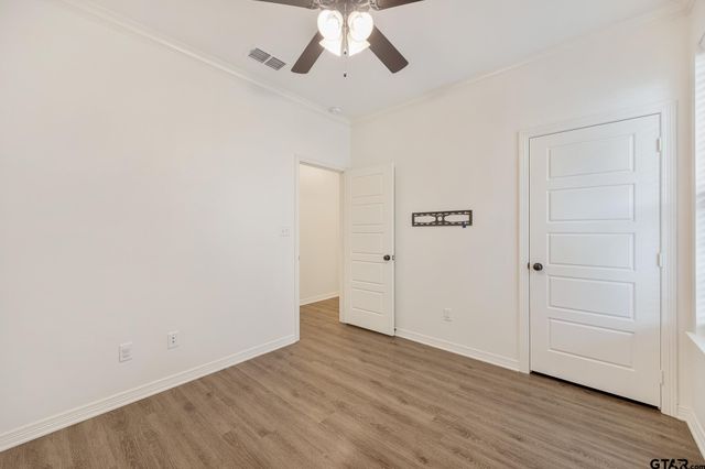 1672 Alamo Crossing, Tyler, TX 75701