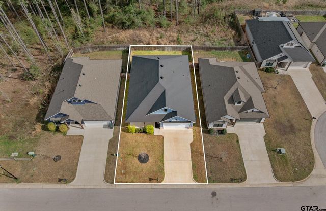 1672 Alamo Crossing, Tyler, TX 75701