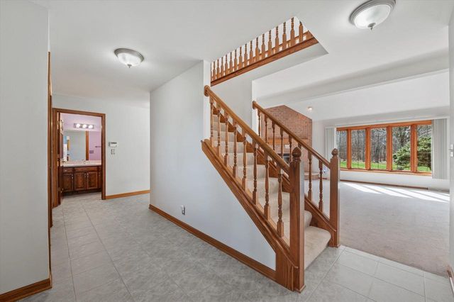1511 Prairie LANE, Hubertus, WI 53033
