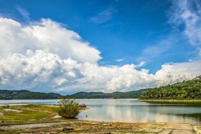 413 Maury Lane, Smithville, TN 37166