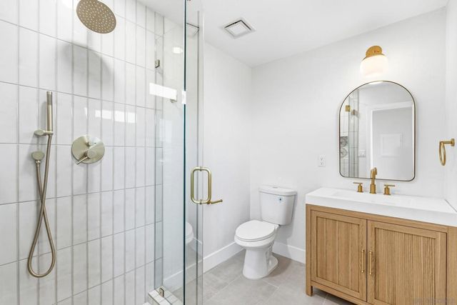 9632 Cambury Dr., Santee, CA 92071