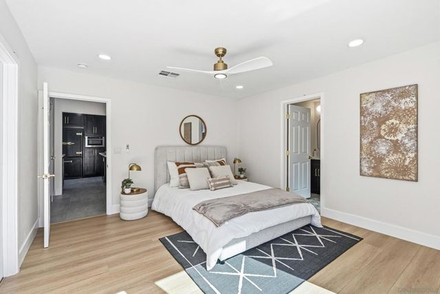 9632 Cambury Dr., Santee, CA 92071