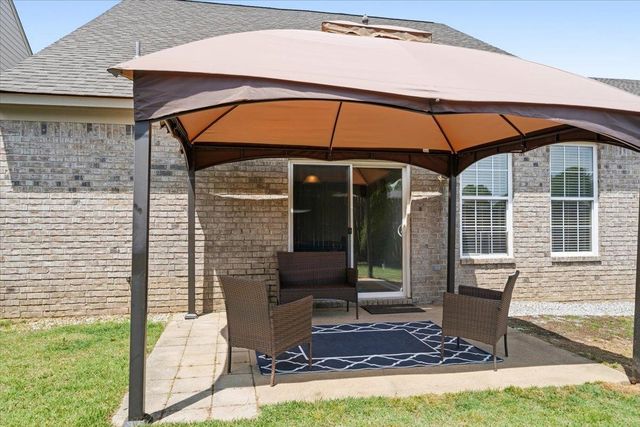 12055 HIDDEN DR, Arlington, TN 38002