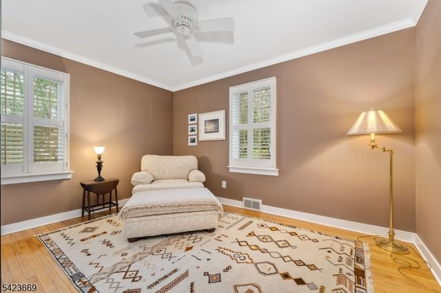 5 Abrams Rd, Holland Twp., NJ 08848