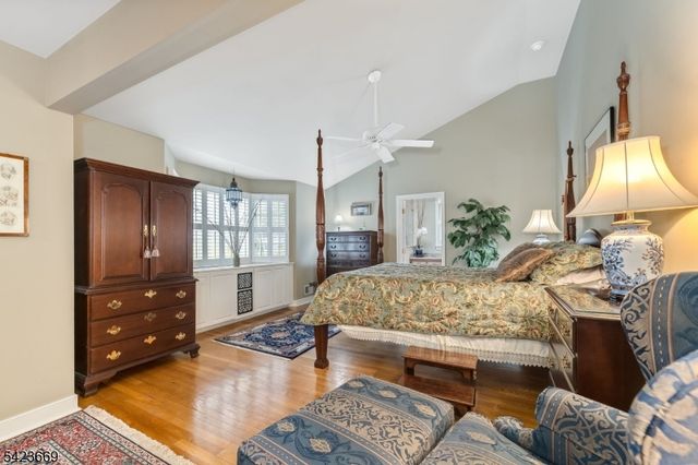 5 Abrams Rd, Holland Twp., NJ 08848