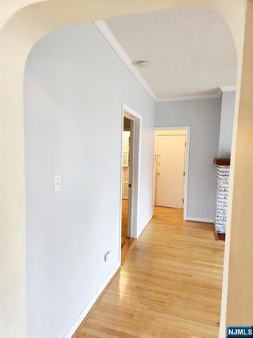 653 New York Avenue, Lyndhurst, NJ 07071