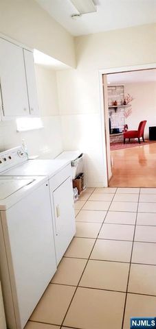 653 New York Avenue, Lyndhurst, NJ 07071