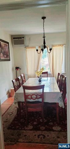 653 New York Avenue, Lyndhurst, NJ 07071