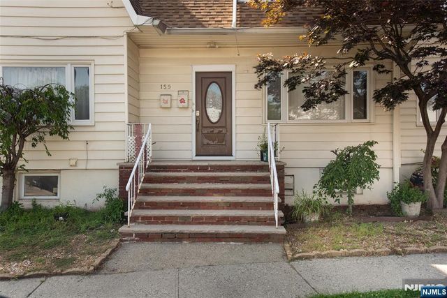 653 New York Avenue, Lyndhurst, NJ 07071