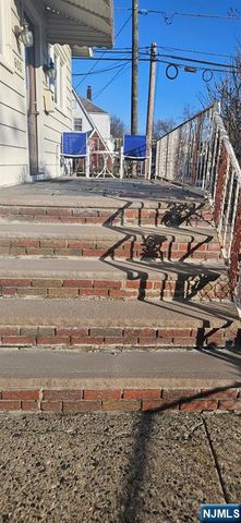 653 New York Avenue, Lyndhurst, NJ 07071