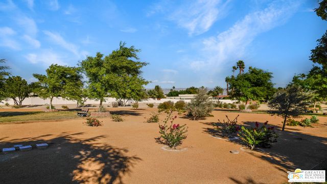 1589 N Sunflower Court, Palm Springs, CA 92262