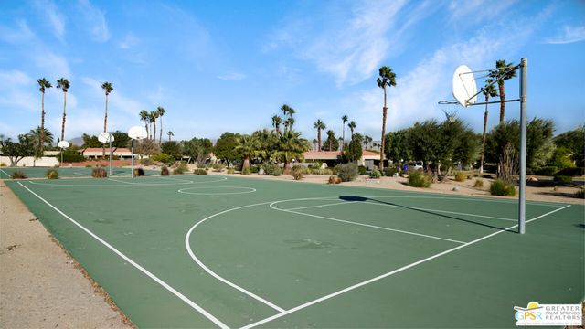 1589 N Sunflower Court, Palm Springs, CA 92262
