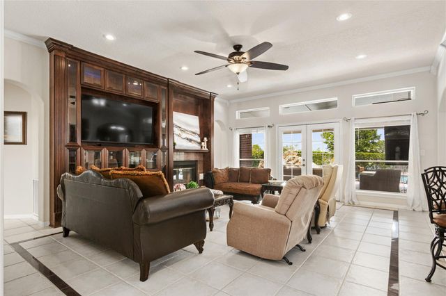 143 Lago Circle Drive N, Santa Fe, TX 77517