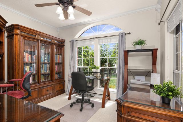 143 Lago Circle Drive N, Santa Fe, TX 77517