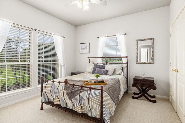 143 Lago Circle Drive N, Santa Fe, TX 77517