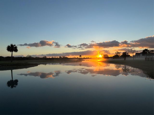 143 Lago Circle Drive N, Santa Fe, TX 77517