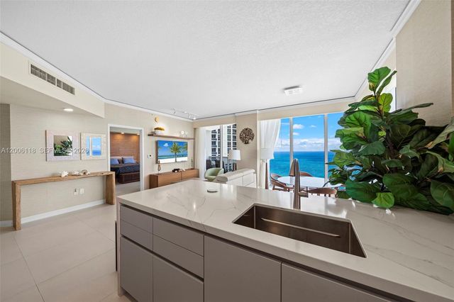 18001 Collins Avenue 2209, Sunny Isles Beach, FL 33160