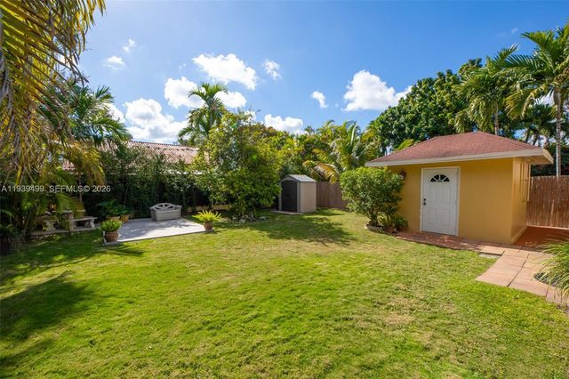 6120 SW 27th St, Miami, FL 33155